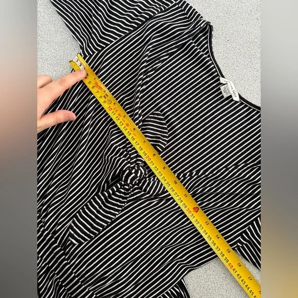 American Eagle Outfitters Black White Striped Jumpsuit  Stretchy Elastic Spring - Picture 10 of 12